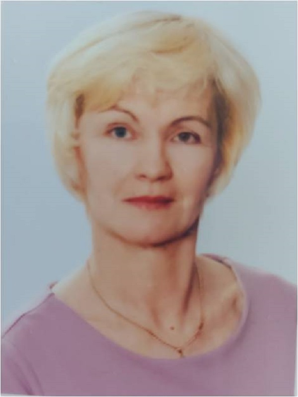 Попович Елена Анатольевна.